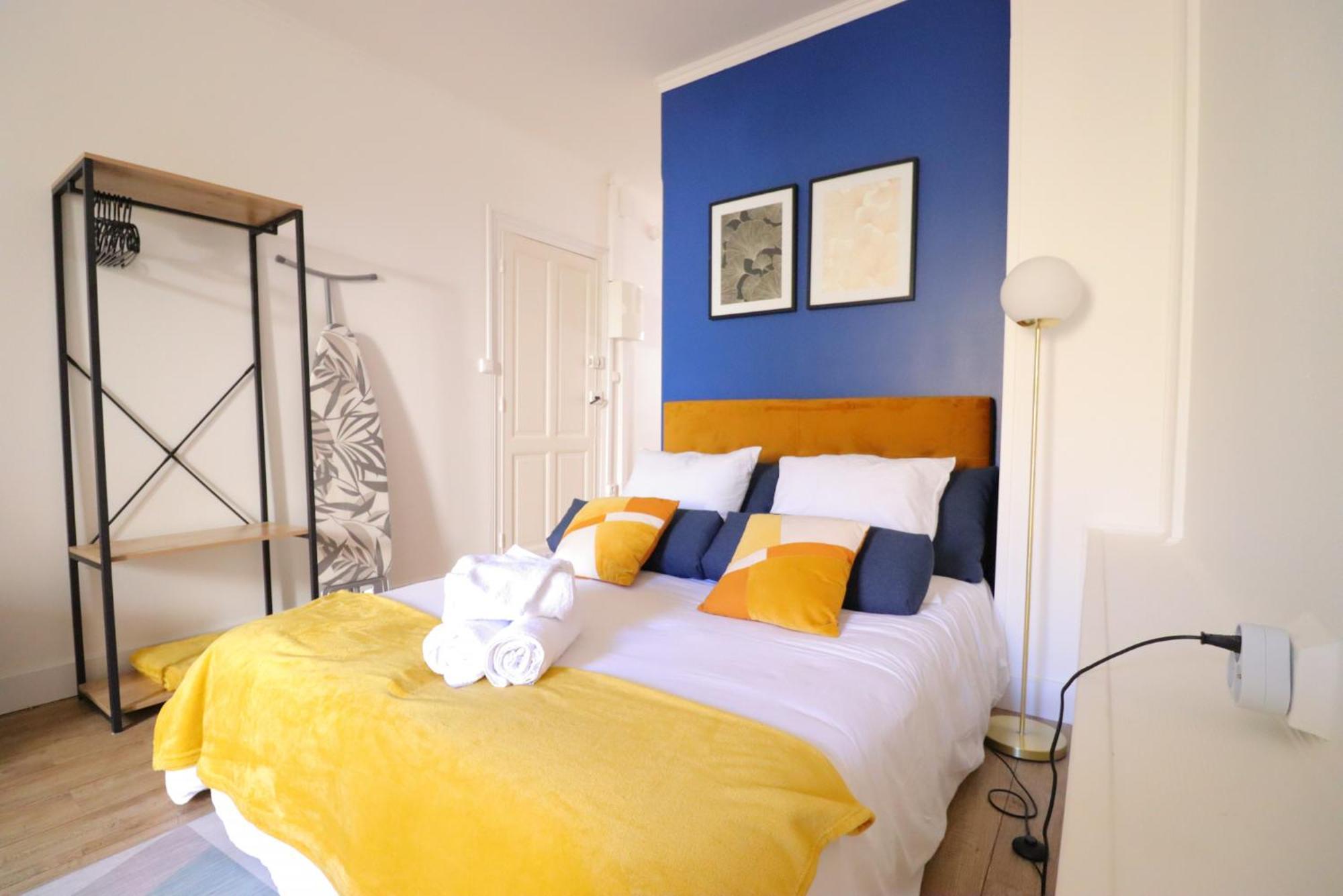 Le Neo - Studio Chic Avec Sa Cour Privative Et Fibre Бержерак Номер фото