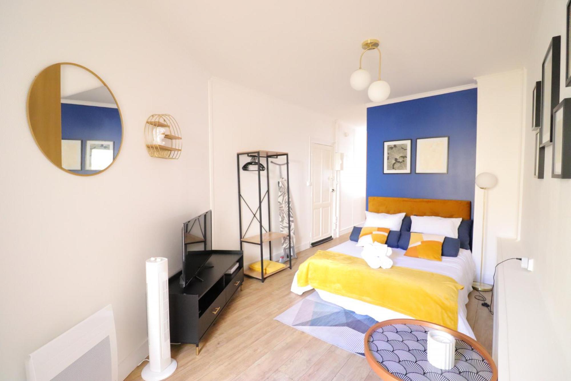 Le Neo - Studio Chic Avec Sa Cour Privative Et Fibre Бержерак Номер фото