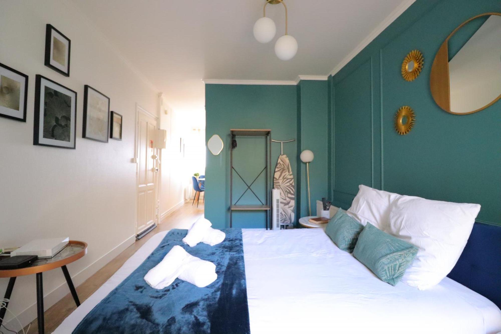 Le Neo - Studio Chic Avec Sa Cour Privative Et Fibre Бержерак Экстерьер фото