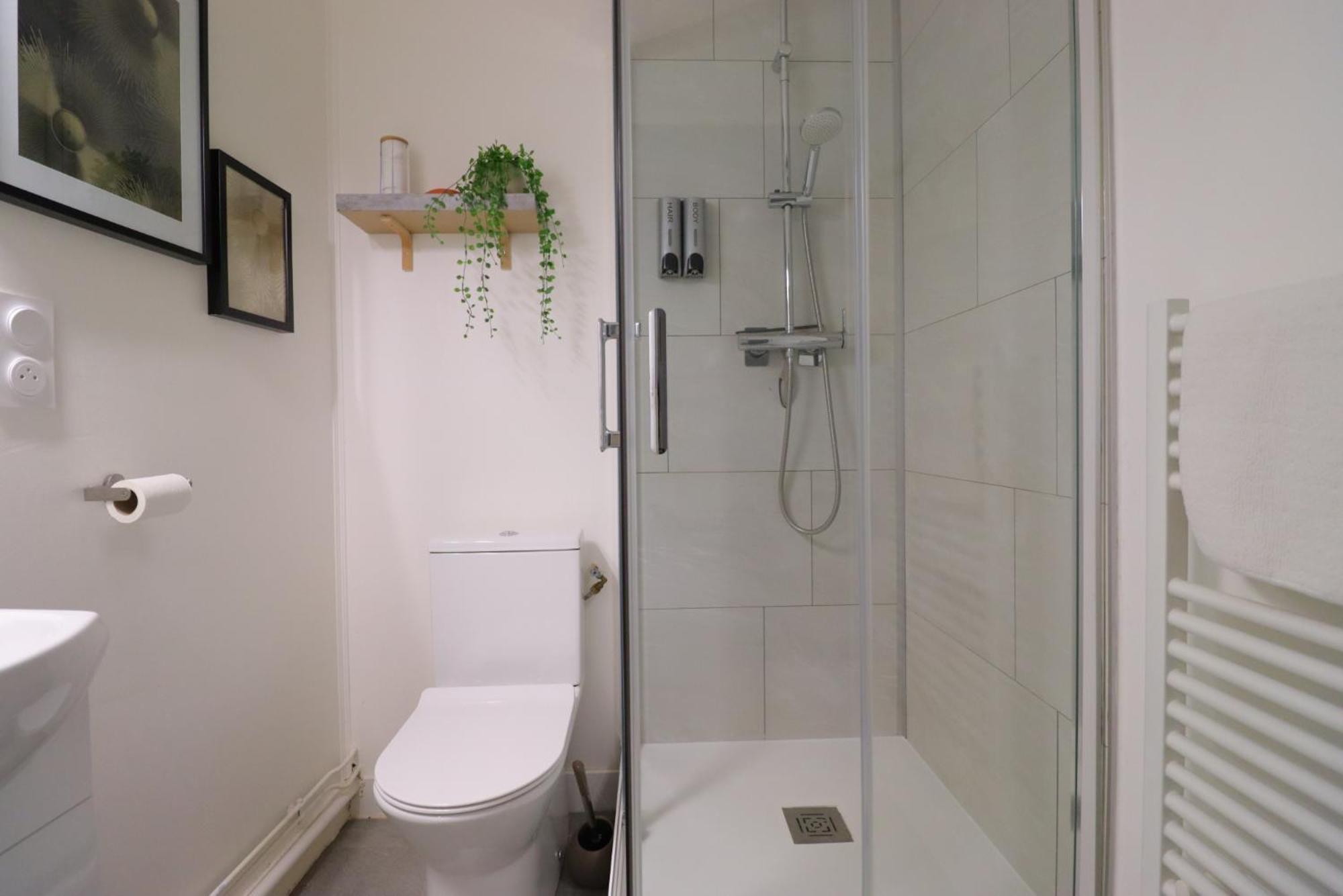 Le Neo - Studio Chic Avec Sa Cour Privative Et Fibre Бержерак Экстерьер фото