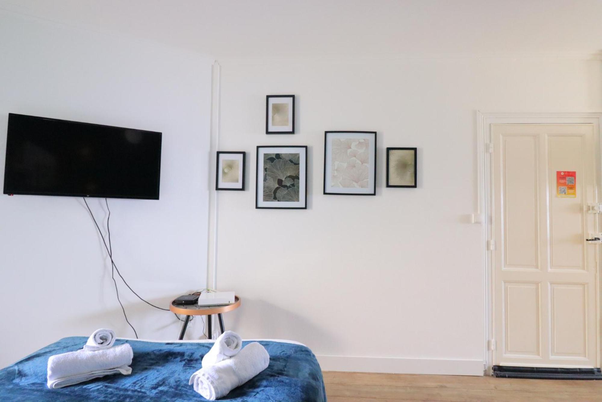 Le Neo - Studio Chic Avec Sa Cour Privative Et Fibre Бержерак Экстерьер фото